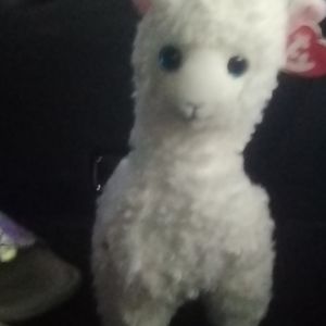 Plush llama